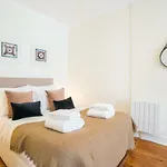 Sao Bento Authentic Apartment.